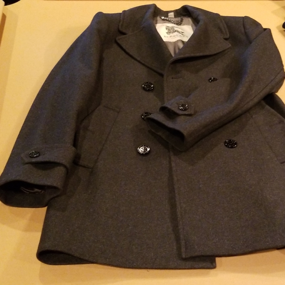 Burberry Man's coat size 48